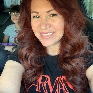 Meet your Posher, Cecilia